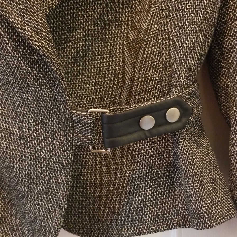 Larry Levine Sz 12P Blazer with Cool Cross Detail - Picture 2 of 5